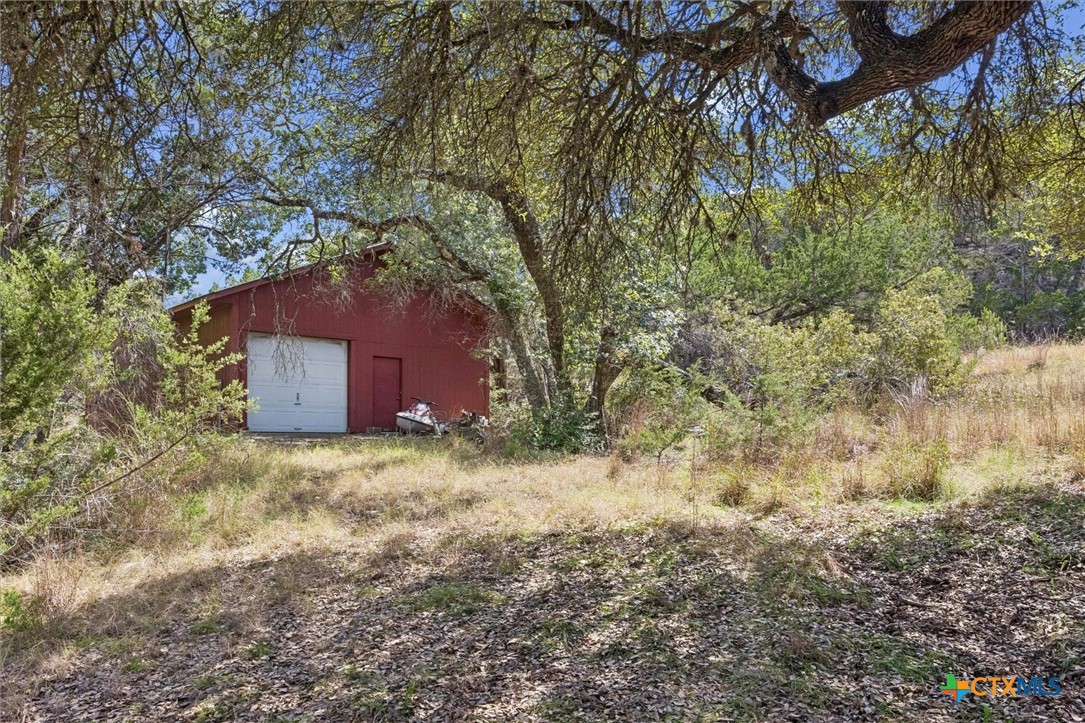 main property photo 29