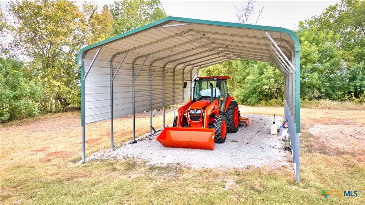 main property photo 35