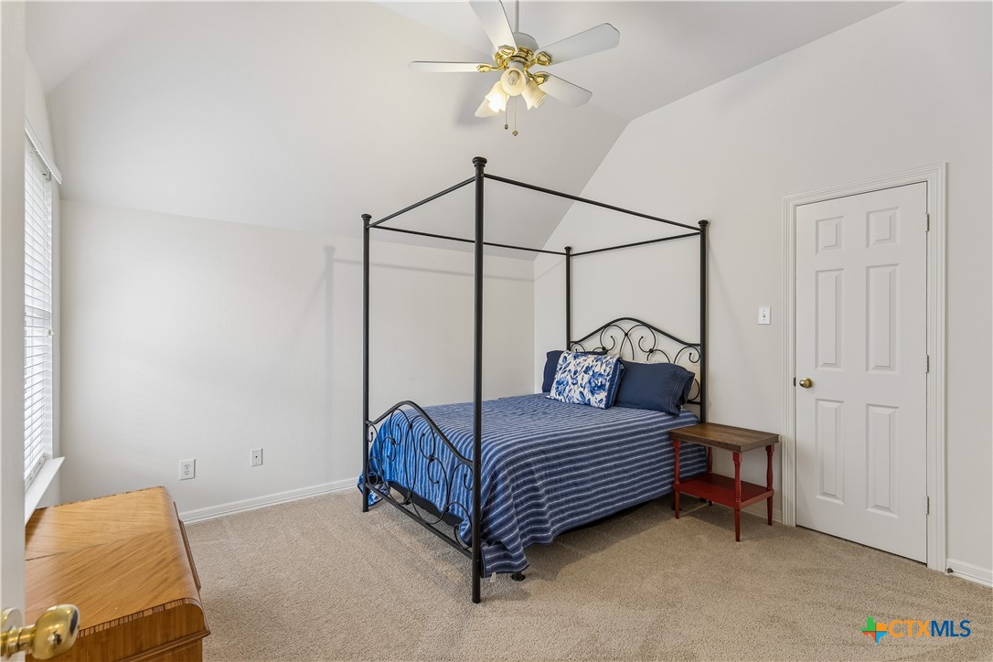 main property photo 27