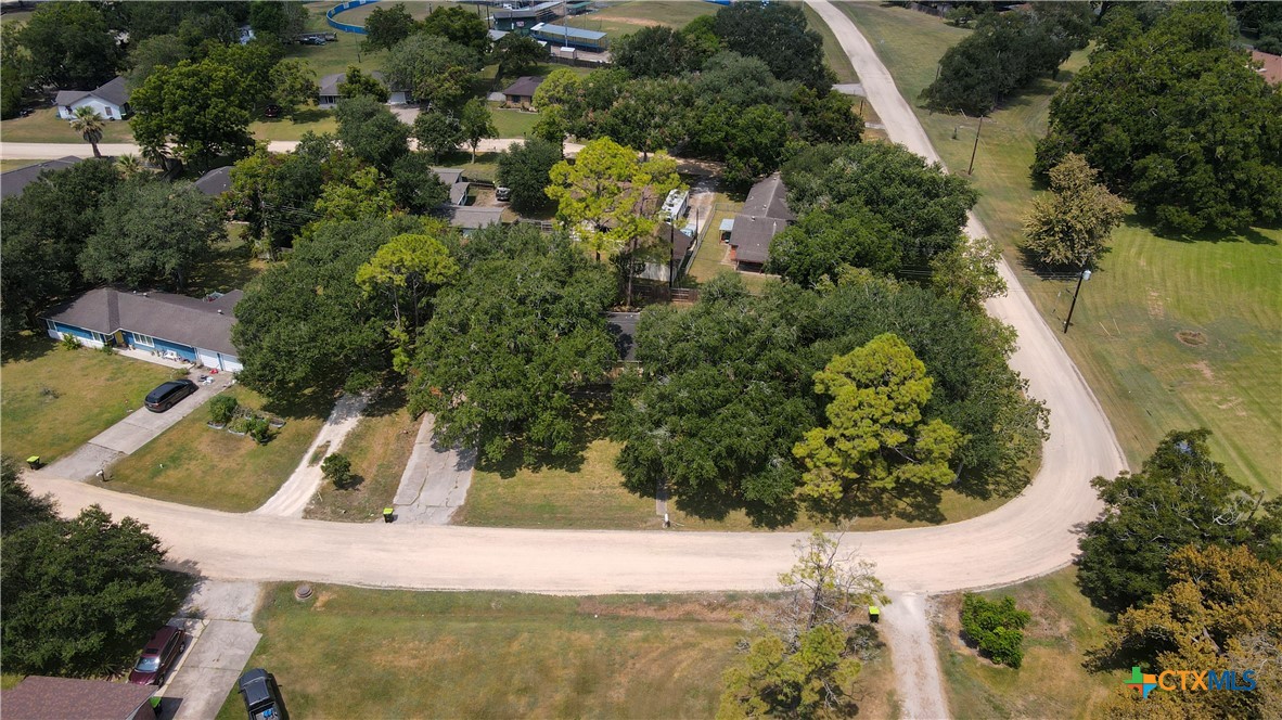 main property photo 27