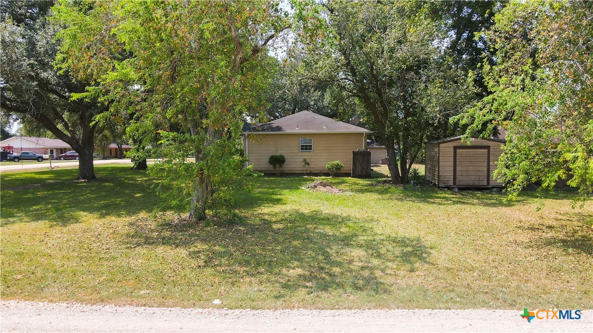 main property photo 32