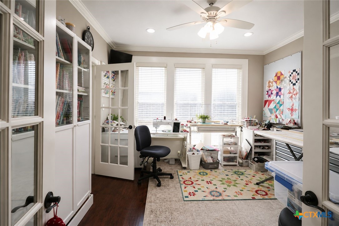 main property photo 14