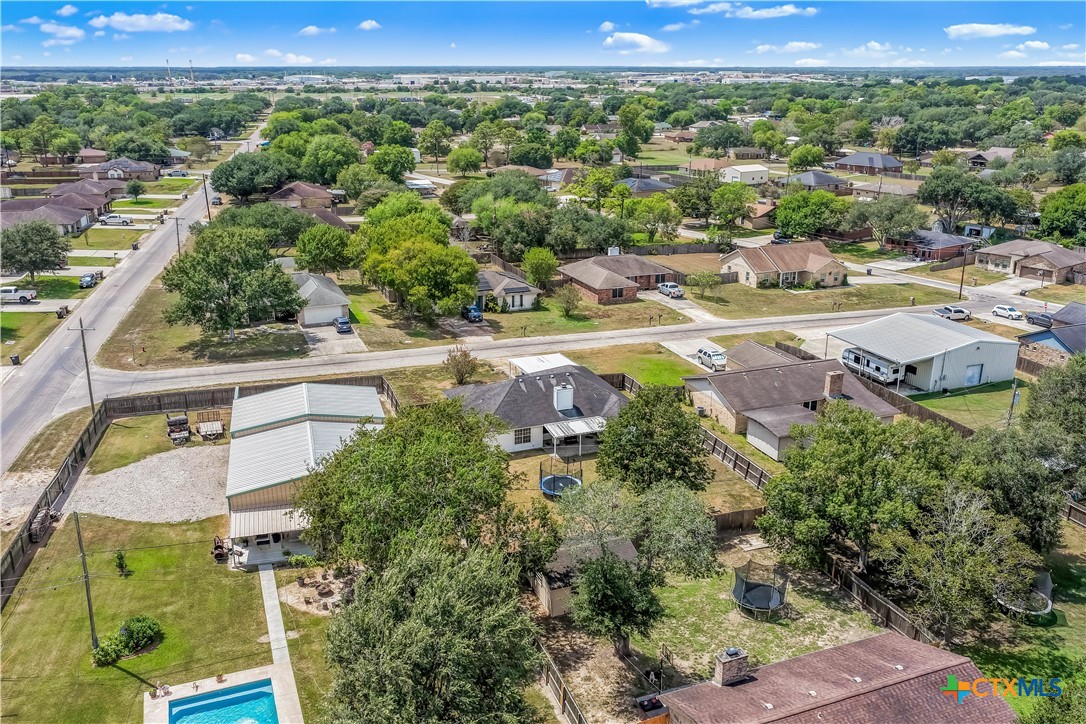 main property photo 31