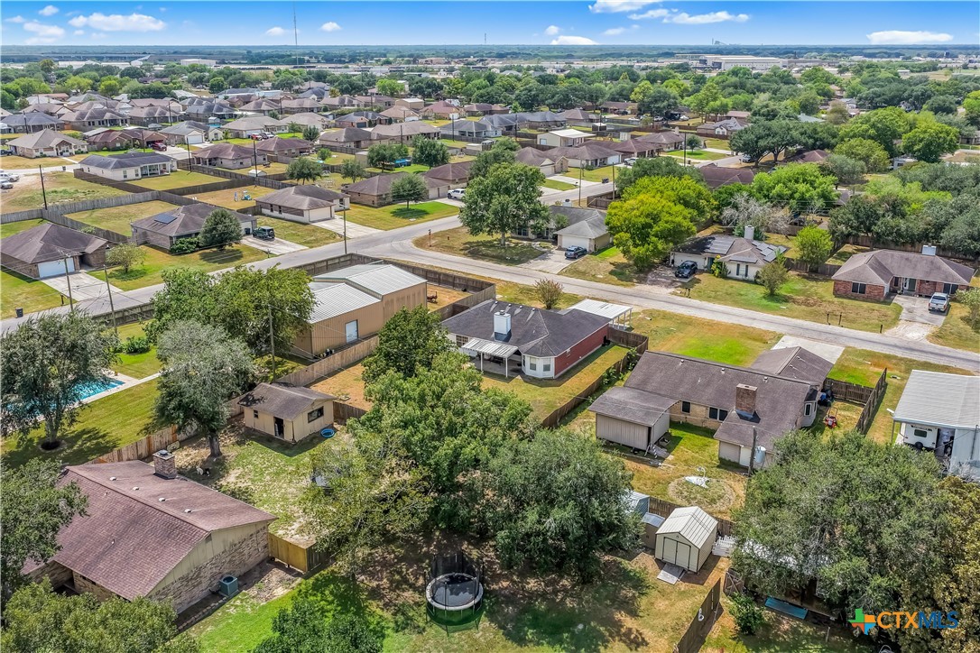 main property photo 32