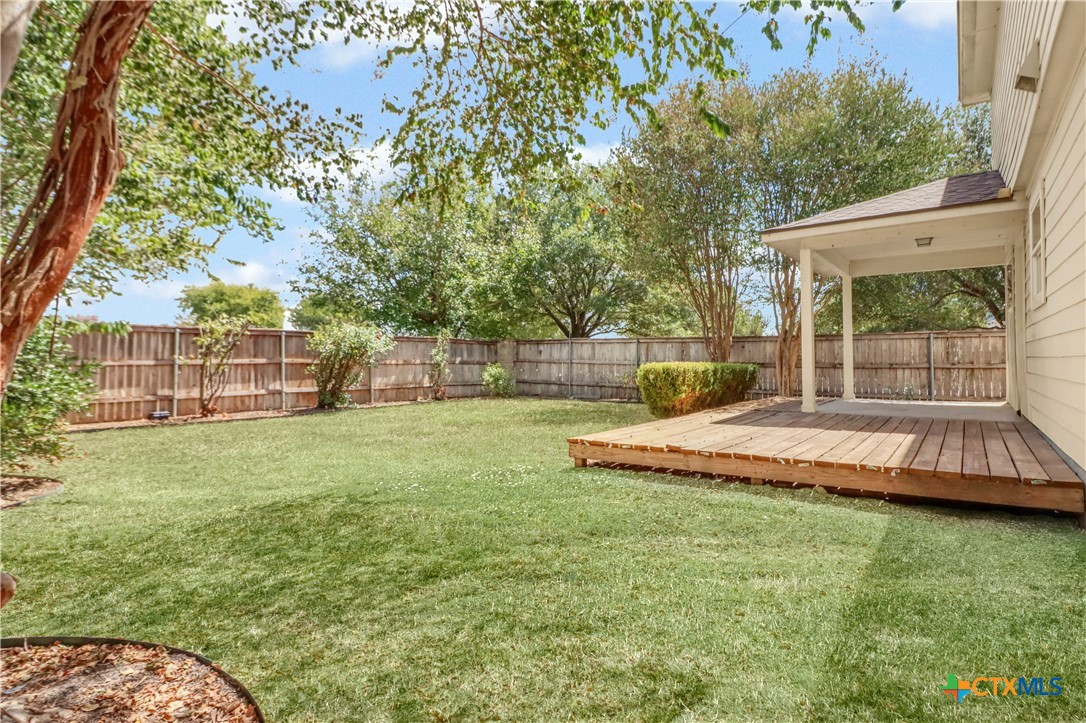 main property photo 25