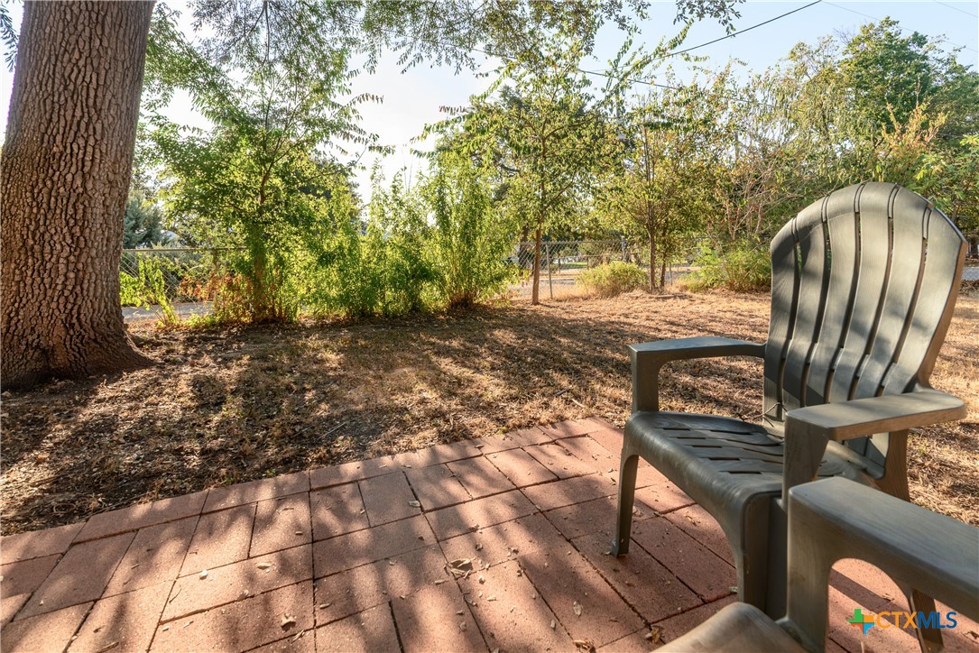 main property photo 13