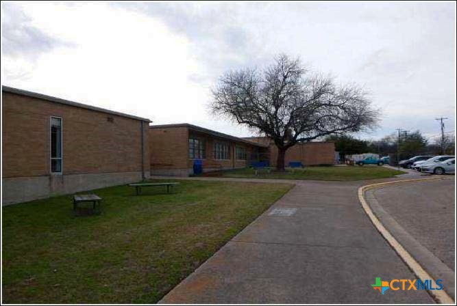 main property photo 15