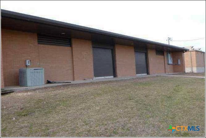 main property photo 9