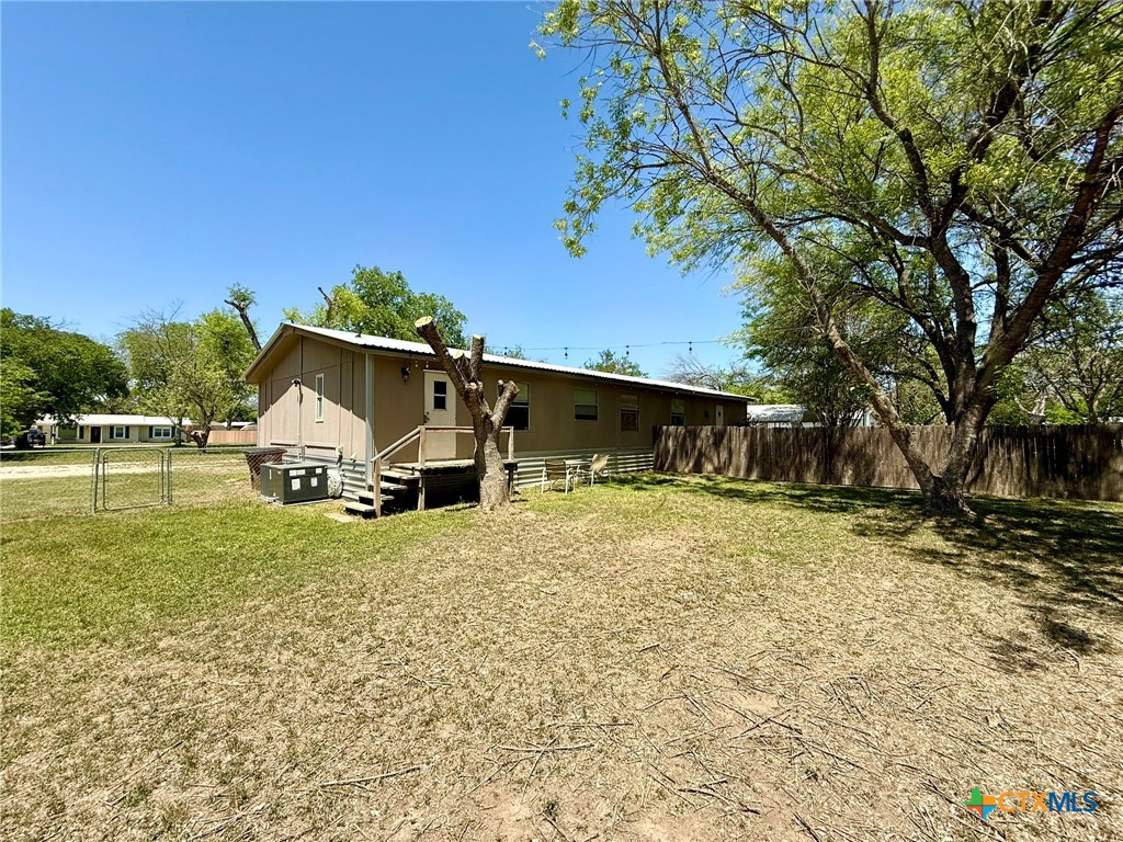 main property photo 25