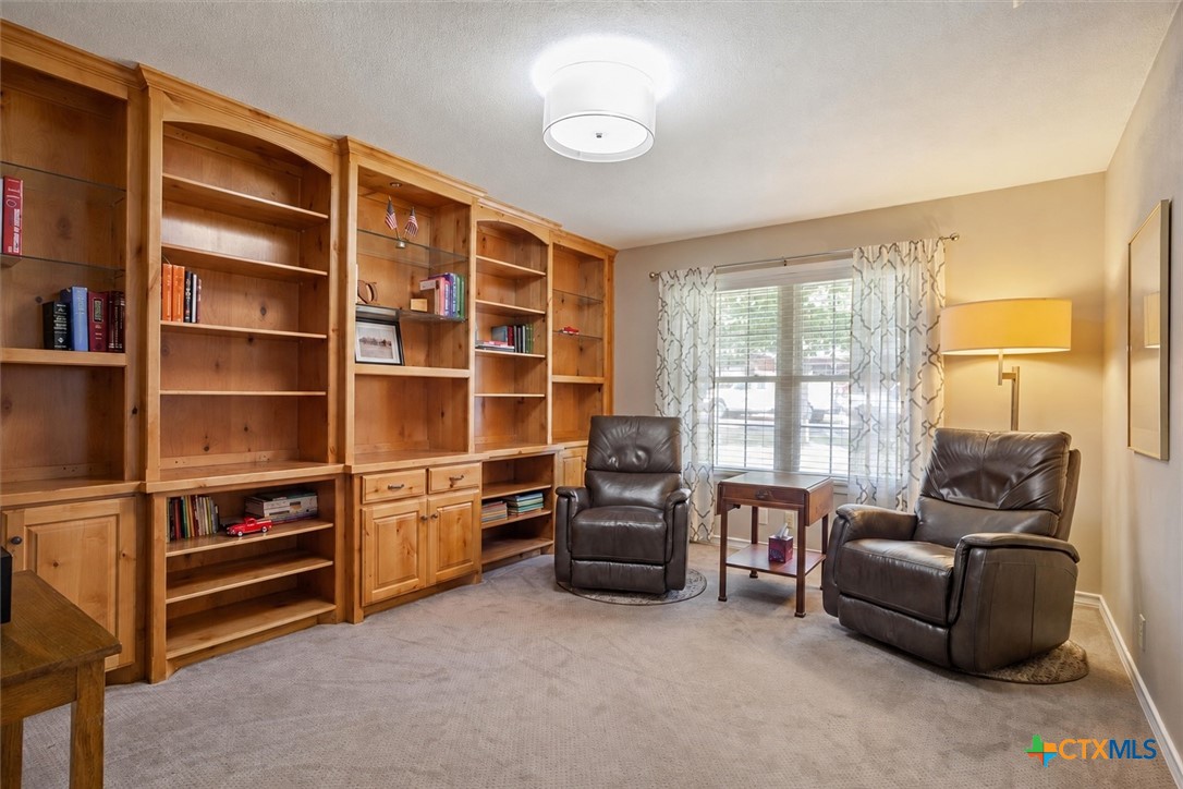 main property photo 12