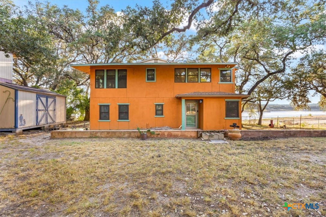 main property photo 4