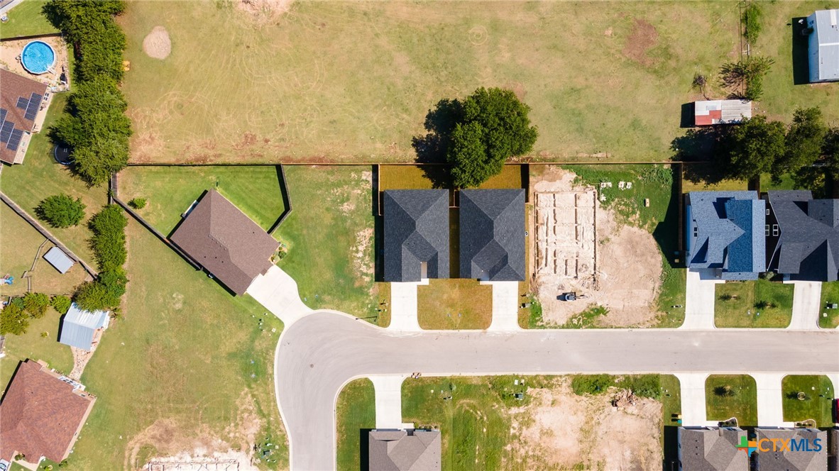 main property photo 24