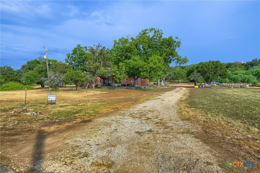 main property photo 11