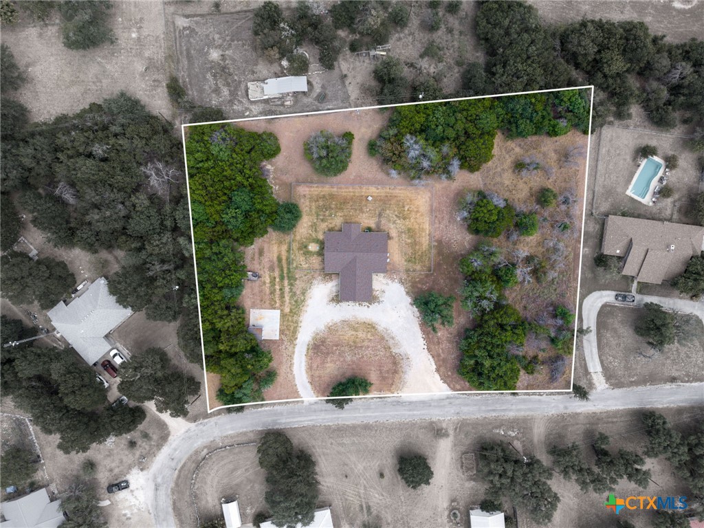 main property photo 35