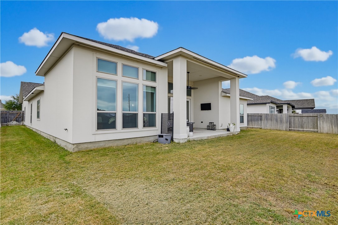 main property photo 45