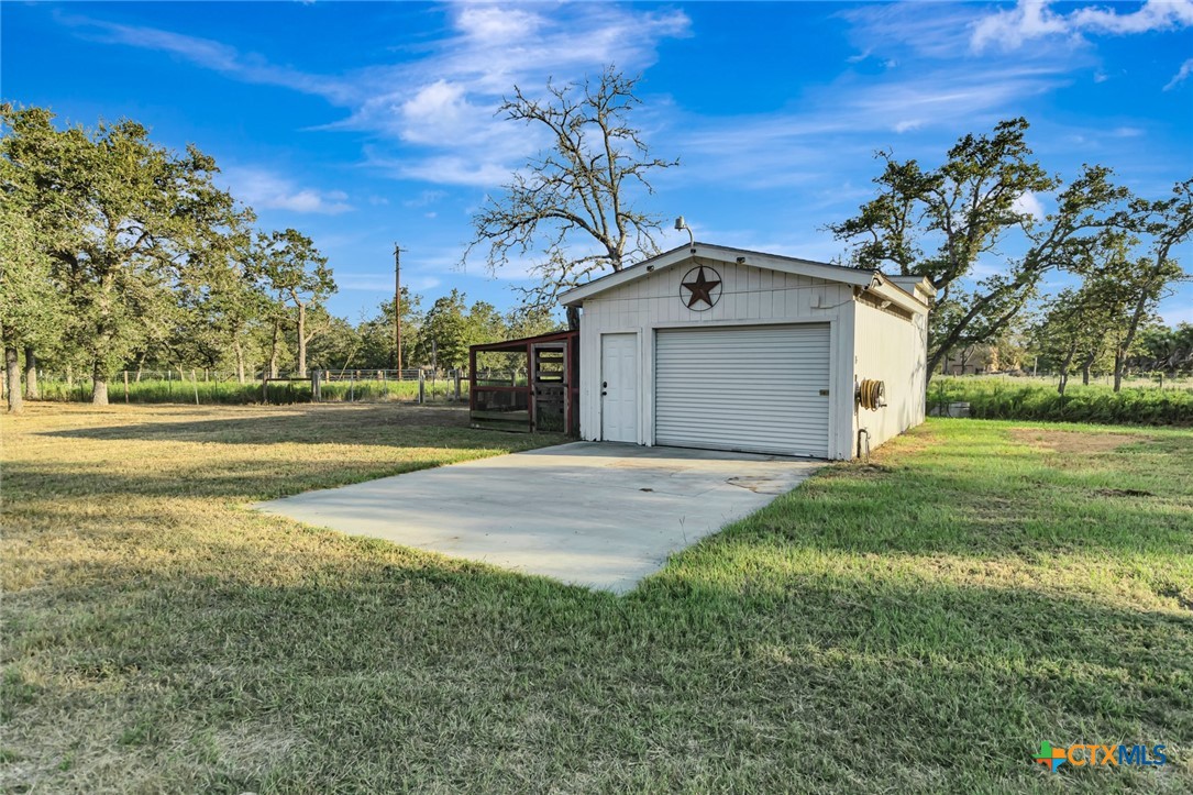 main property photo 32