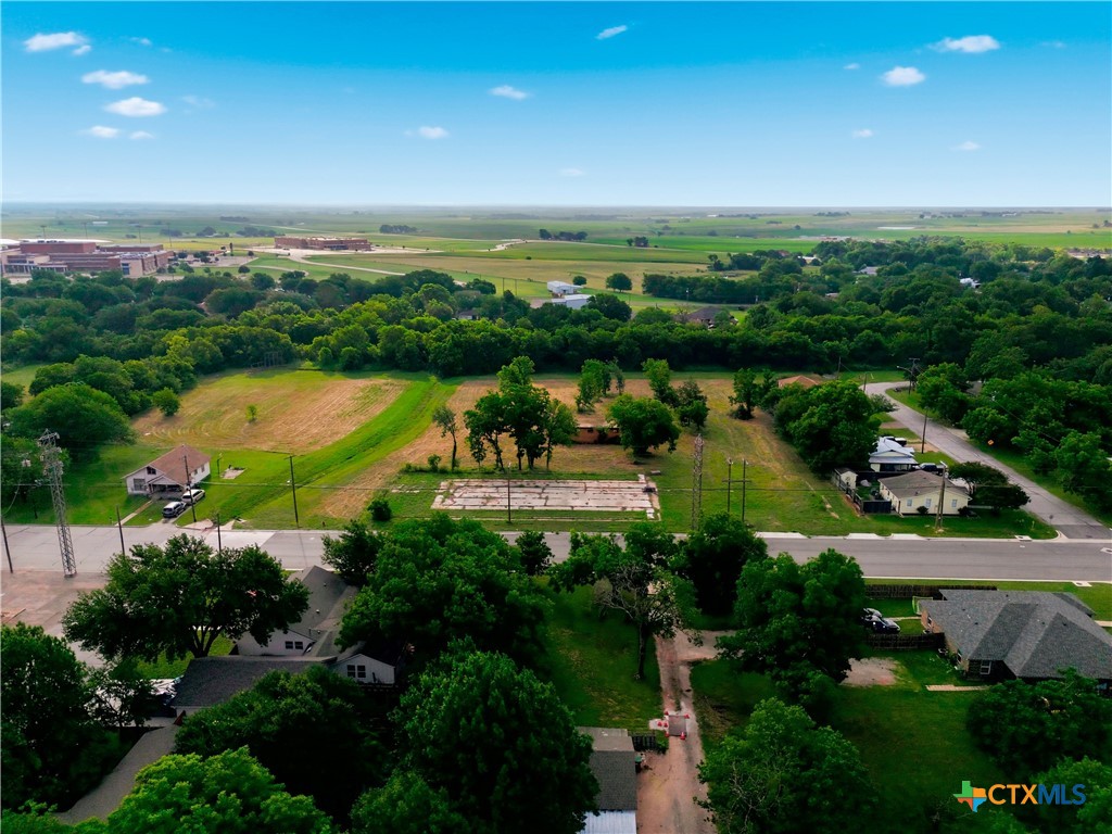 main property photo 9
