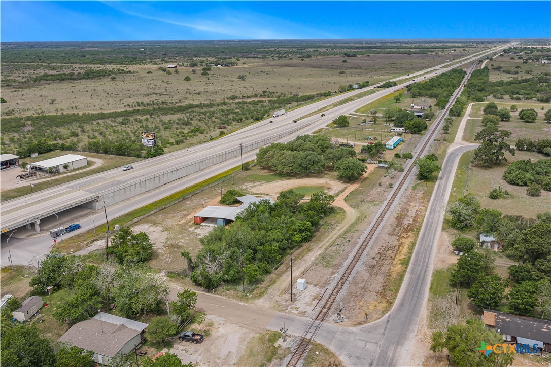main property photo 7