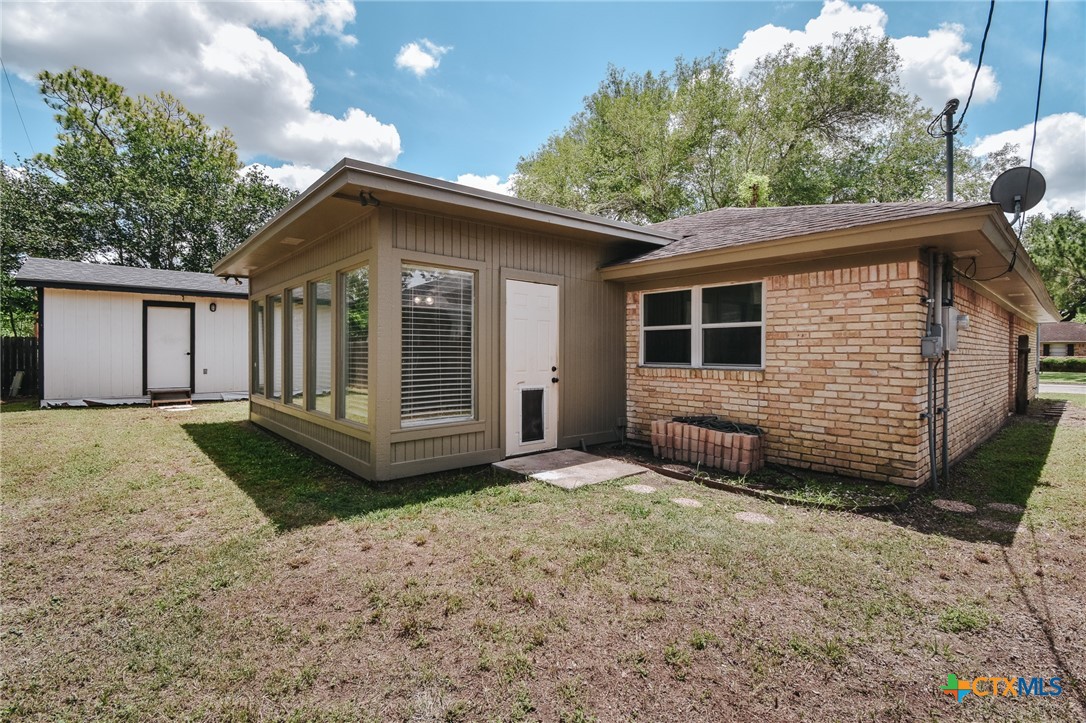 main property photo 41
