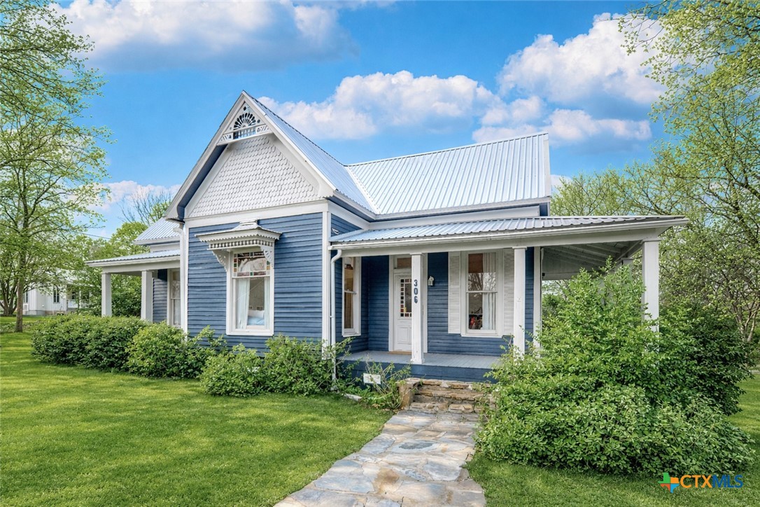 main property photo 3