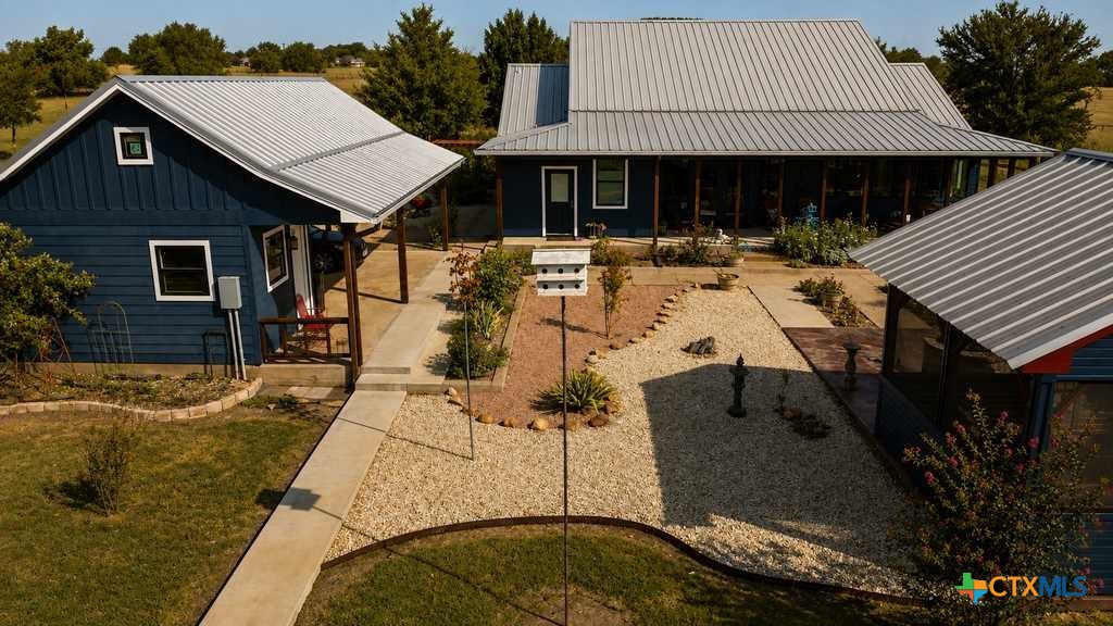 main property photo 19