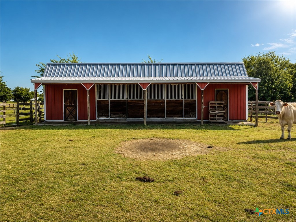 main property photo 35