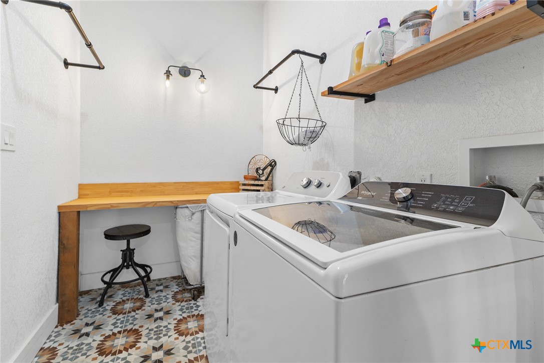 main property photo 18
