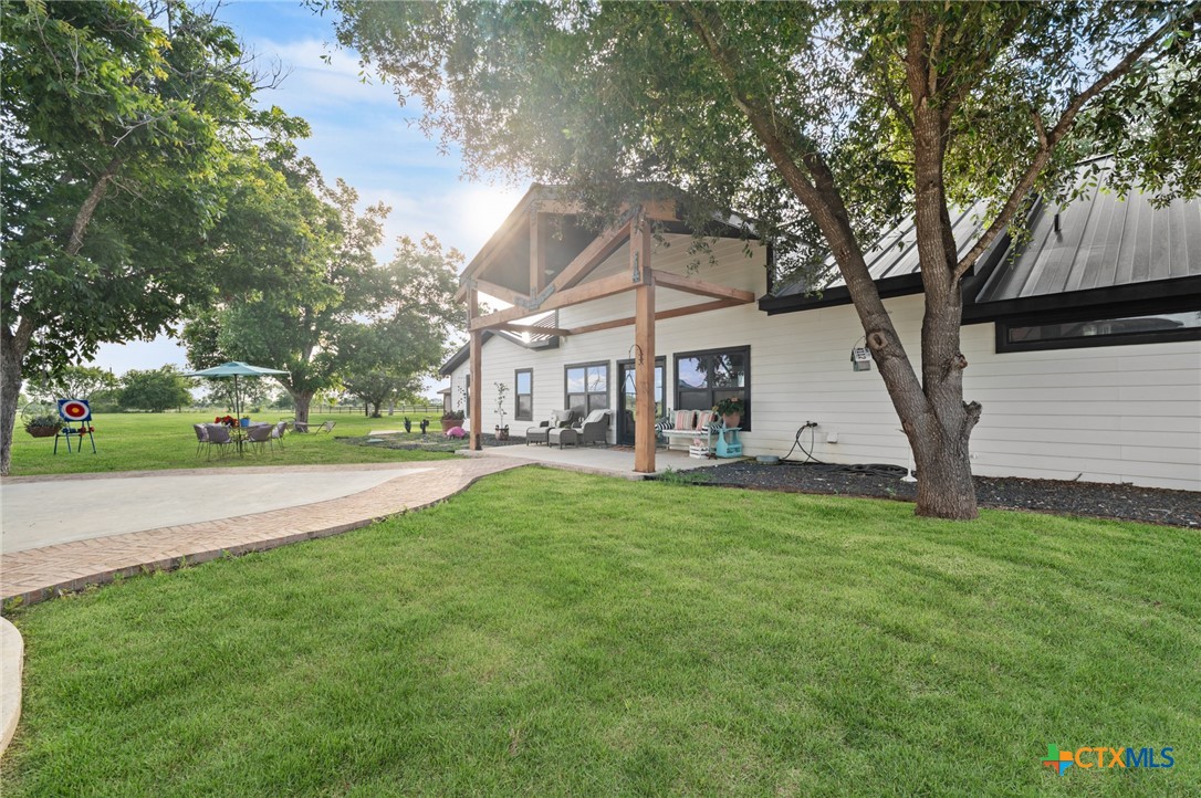 main property photo 45