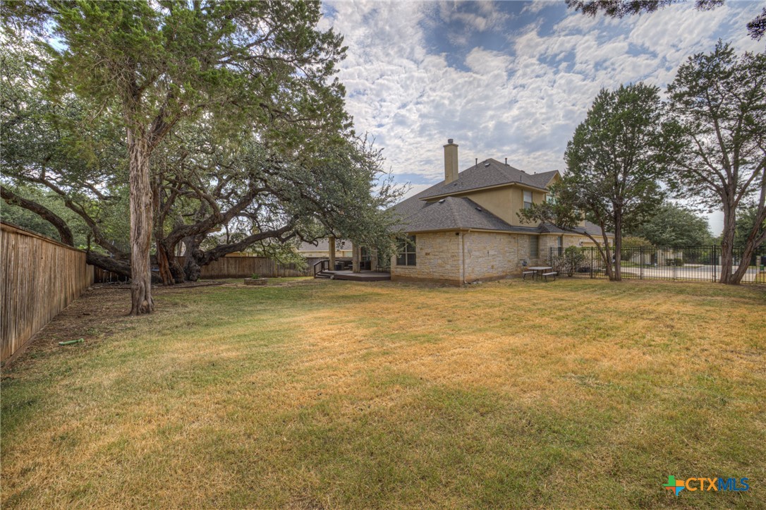 main property photo 37