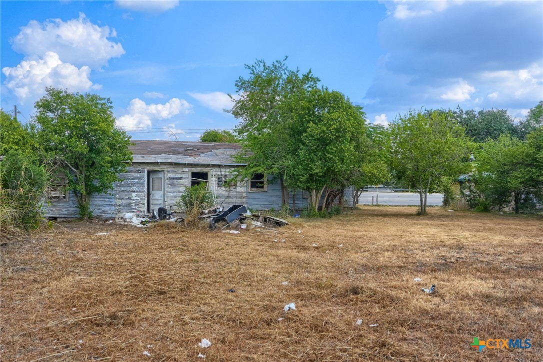 main property photo 10