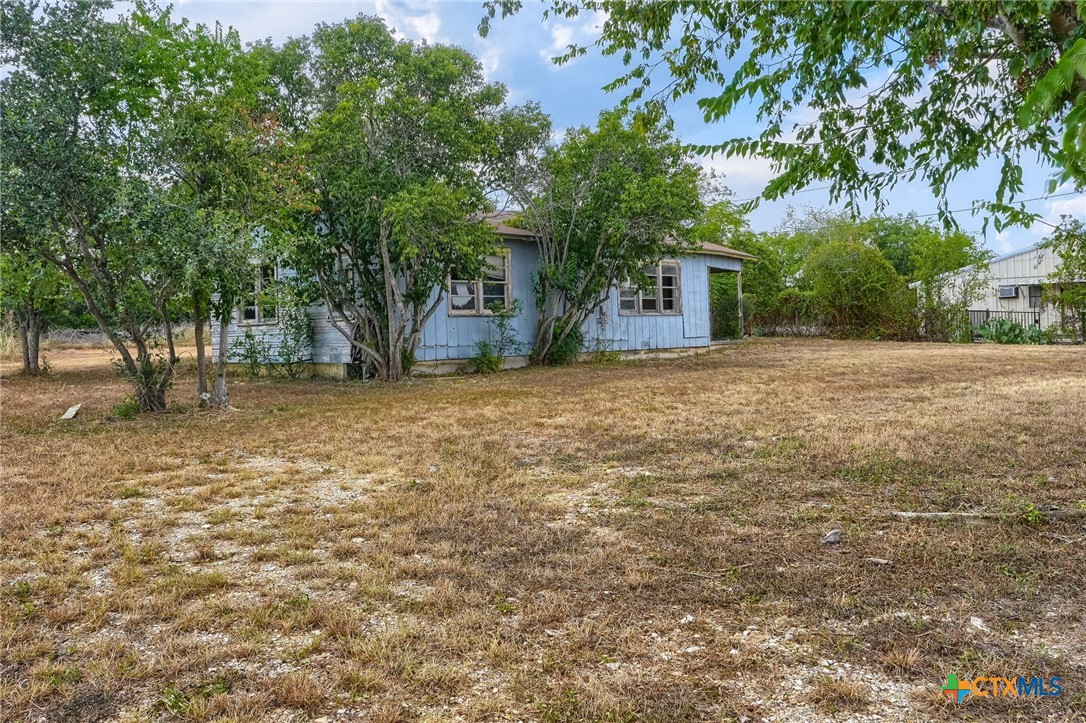 main property photo 11