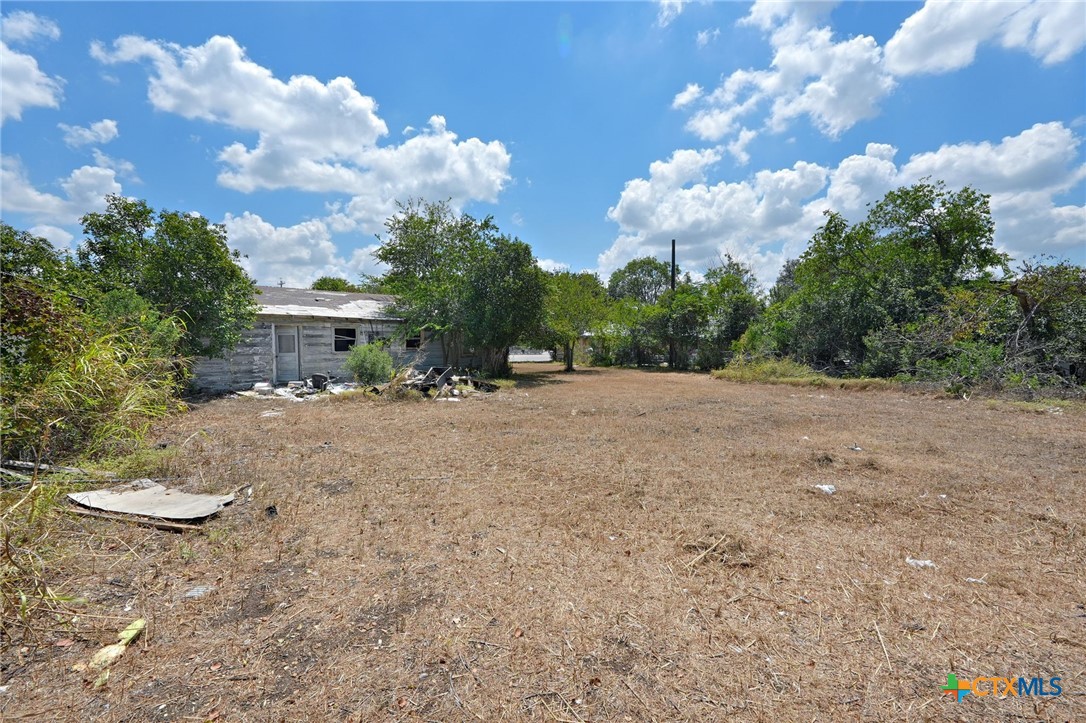 main property photo 13