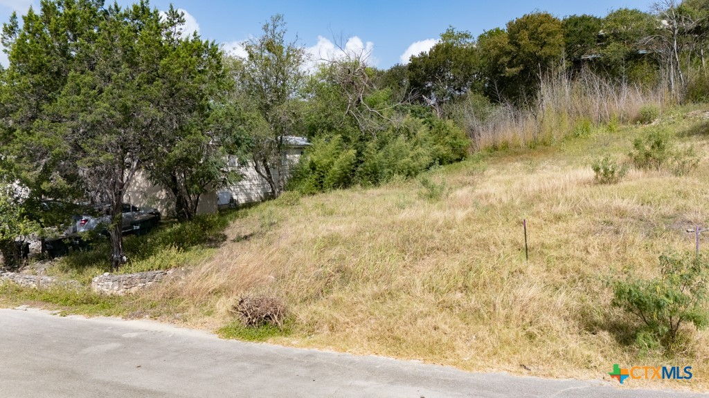 main property photo 15