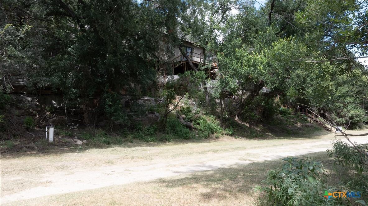 main property photo 29