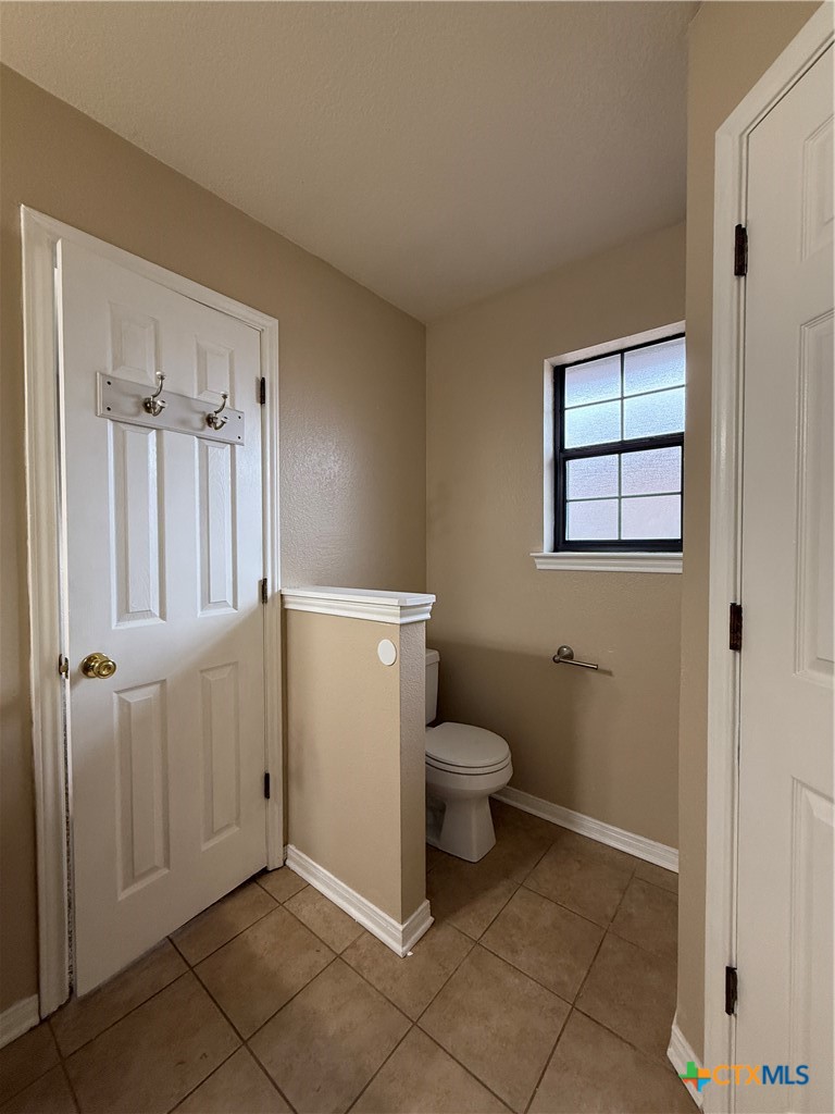 main property photo 8