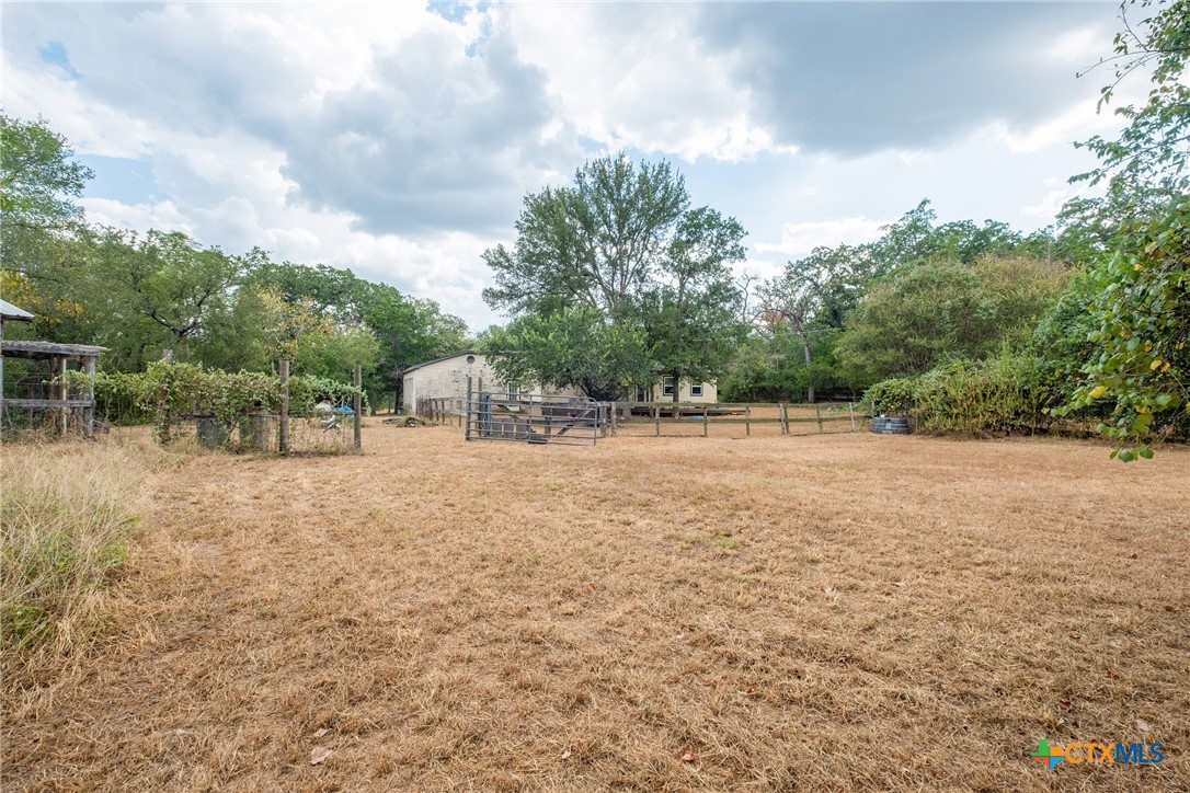 main property photo 8