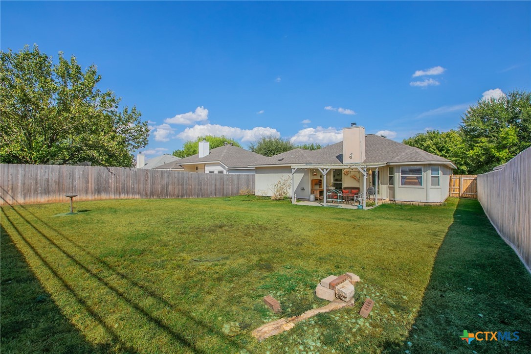 main property photo 27