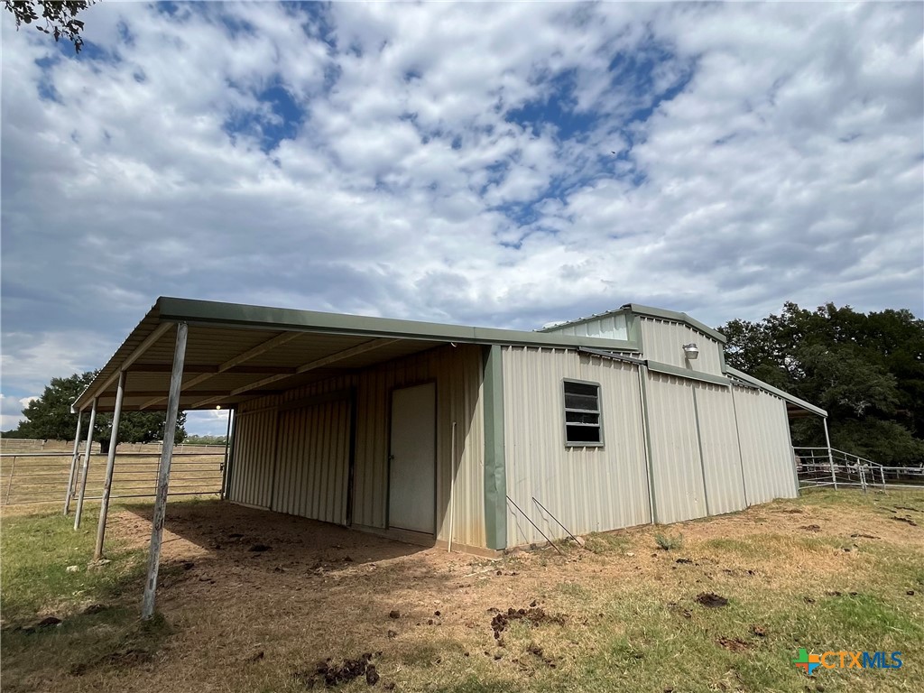 main property photo 14