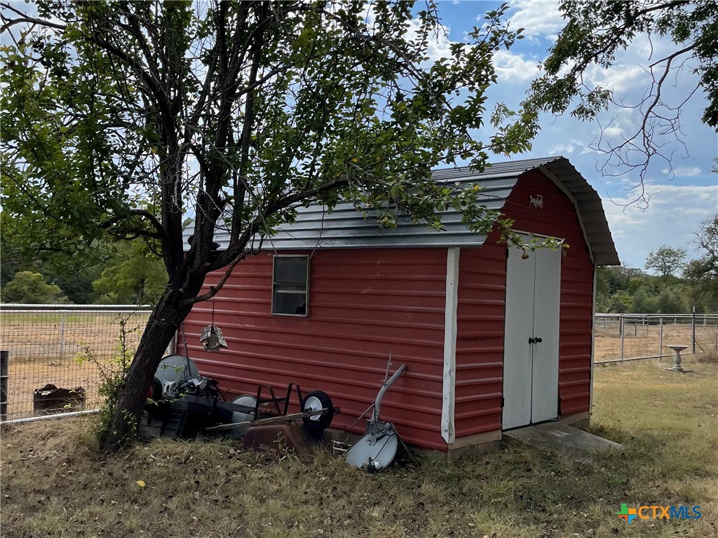 main property photo 26