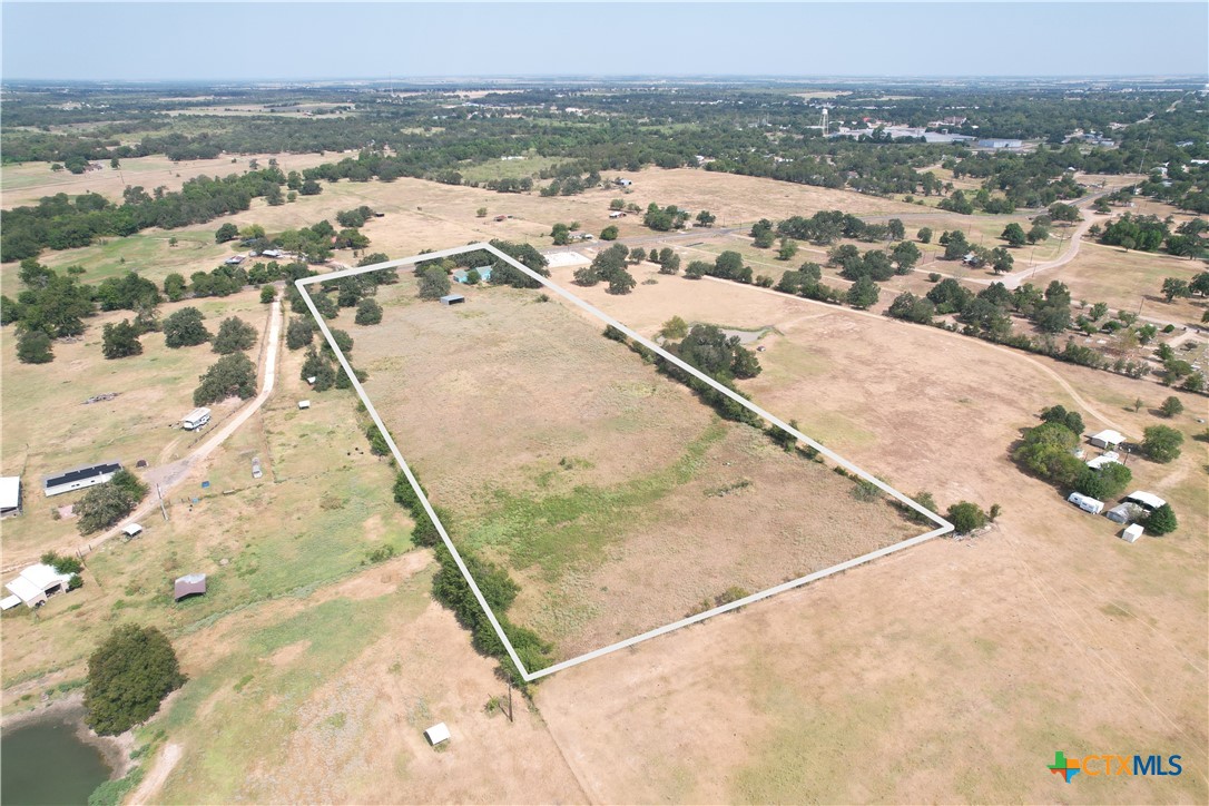 main property photo 16
