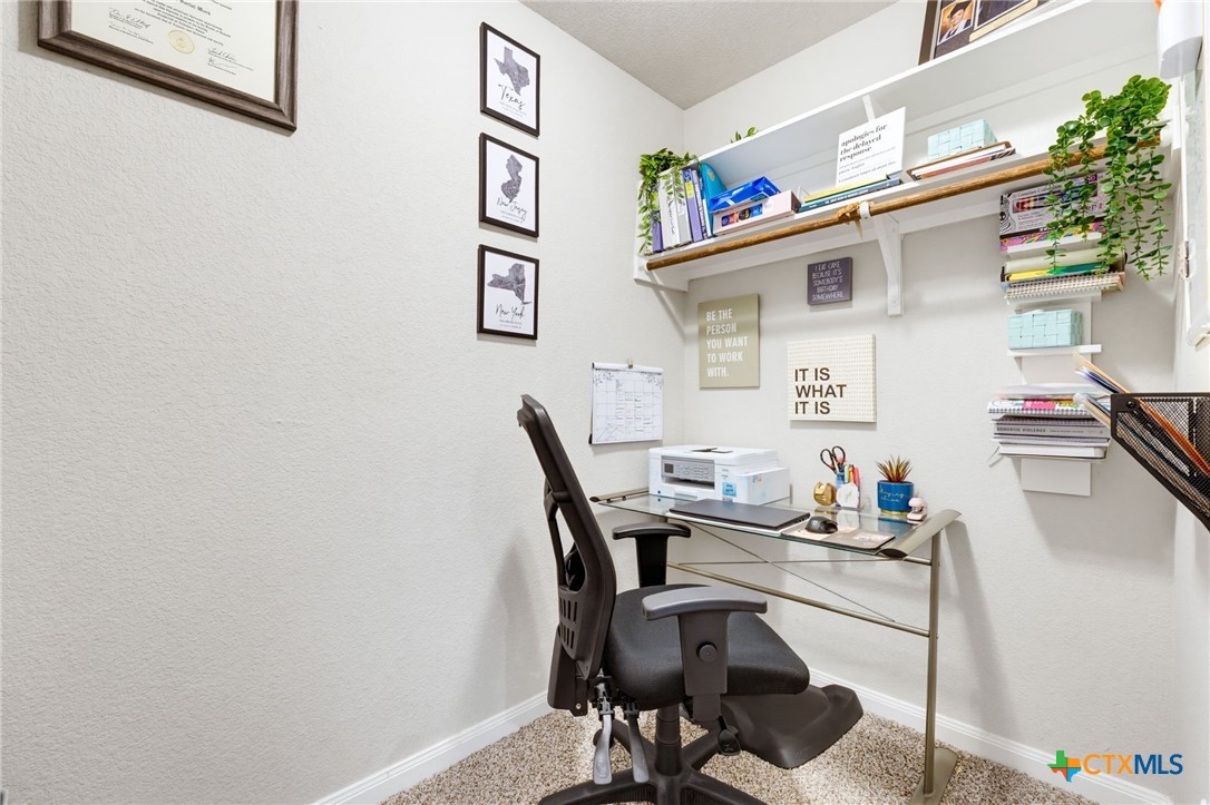 main property photo 25