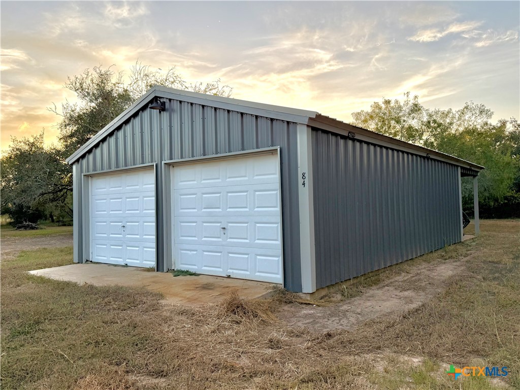 main property photo 28