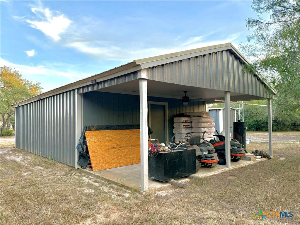 main property photo 29