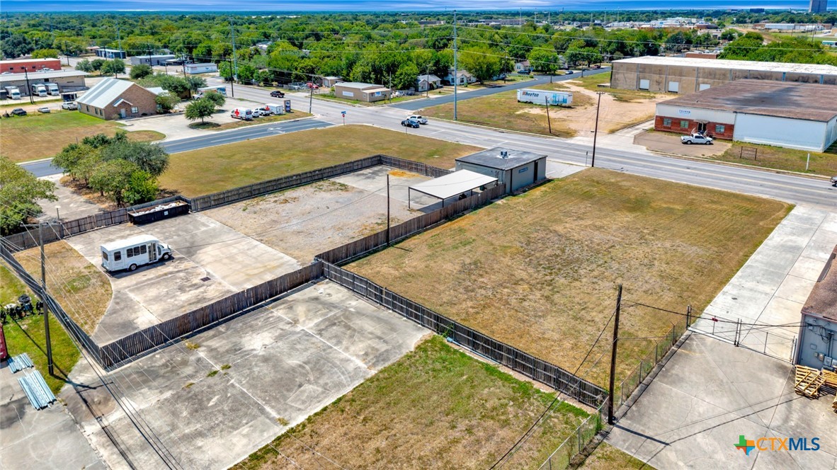 main property photo 15