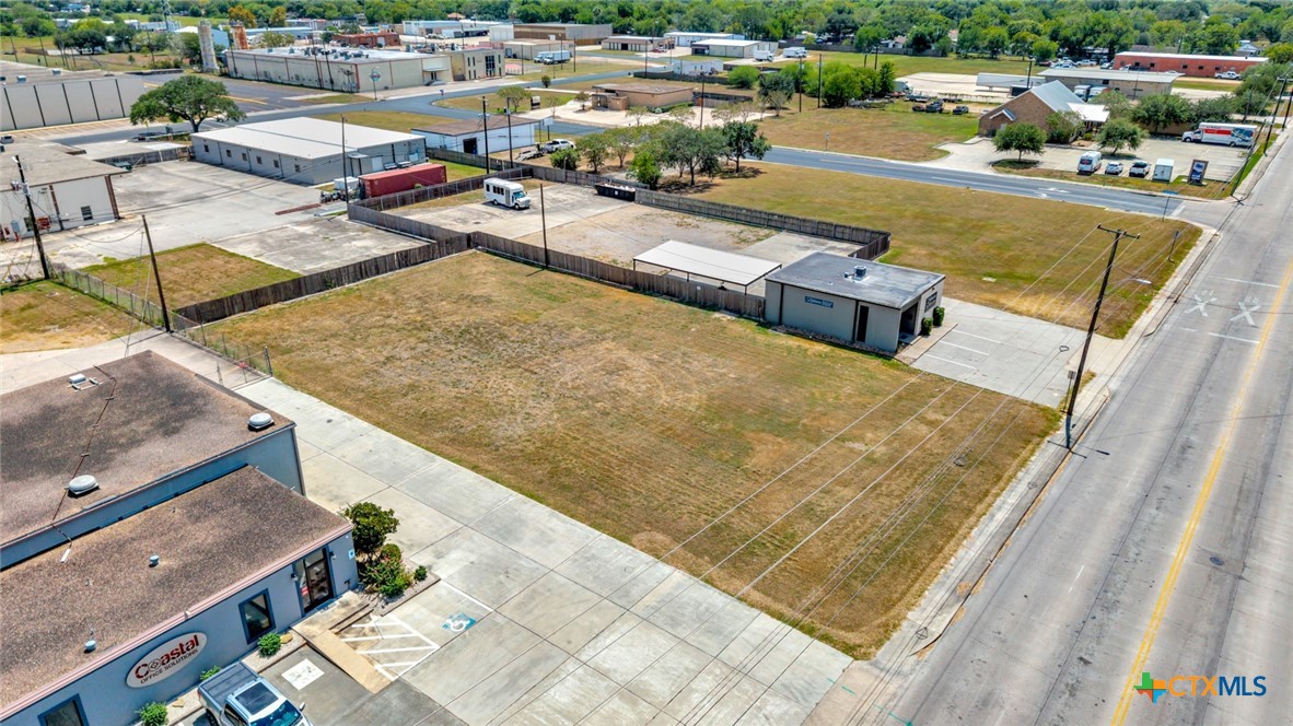 main property photo 18