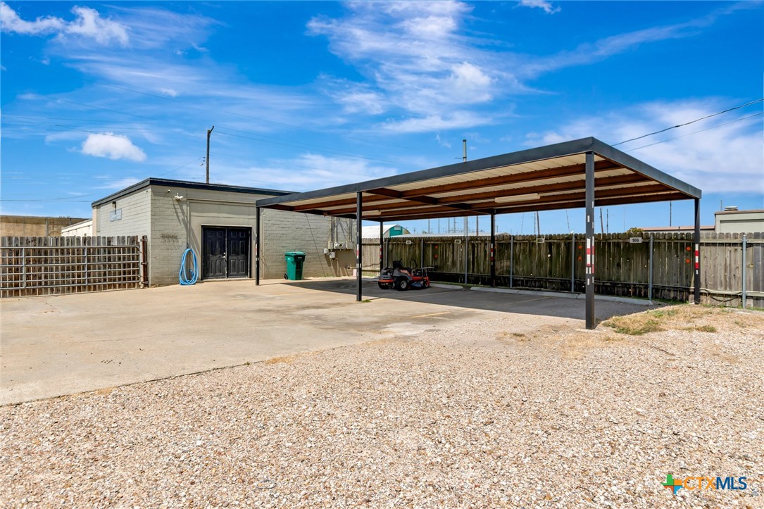 main property photo 38