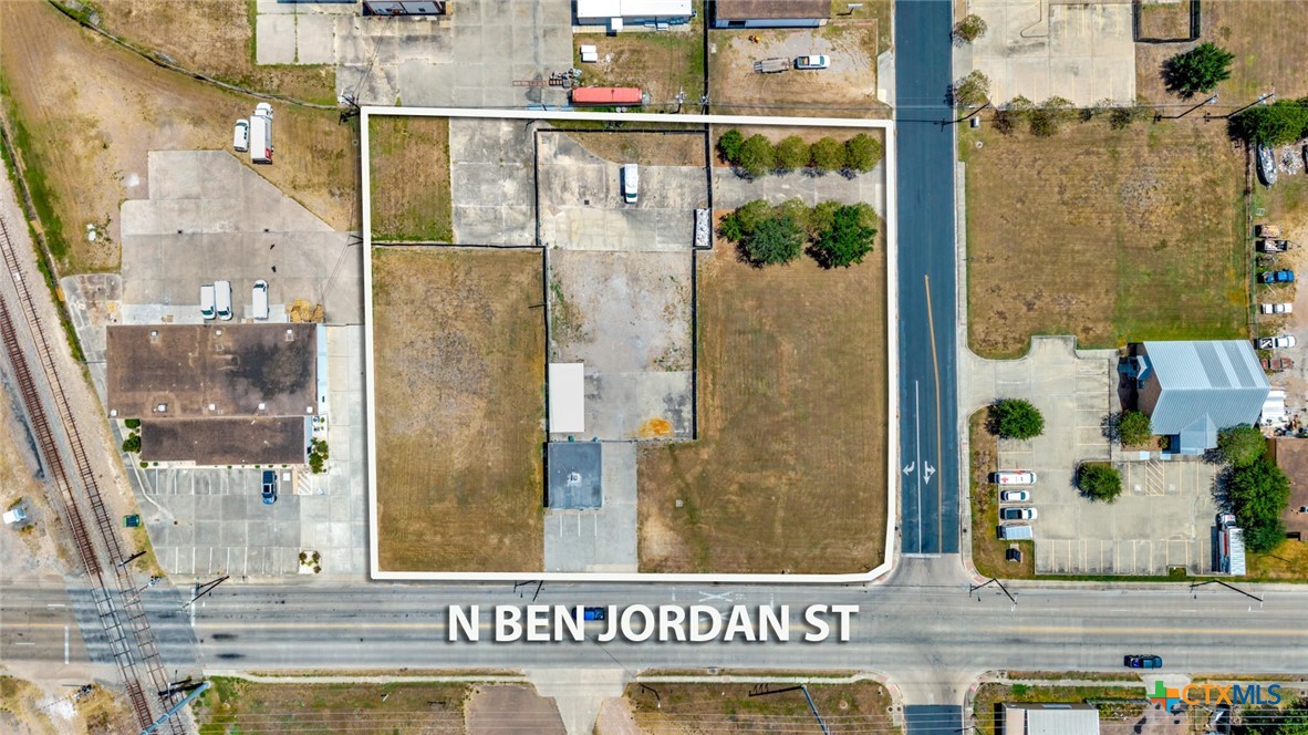 main property photo 47
