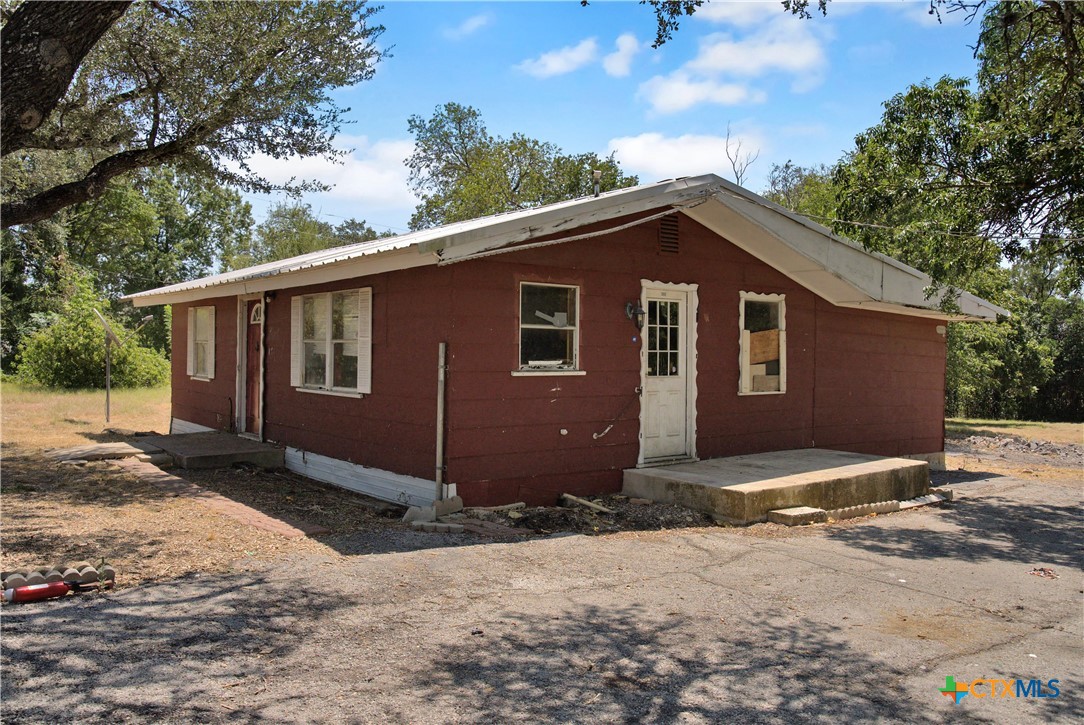 main property photo 6