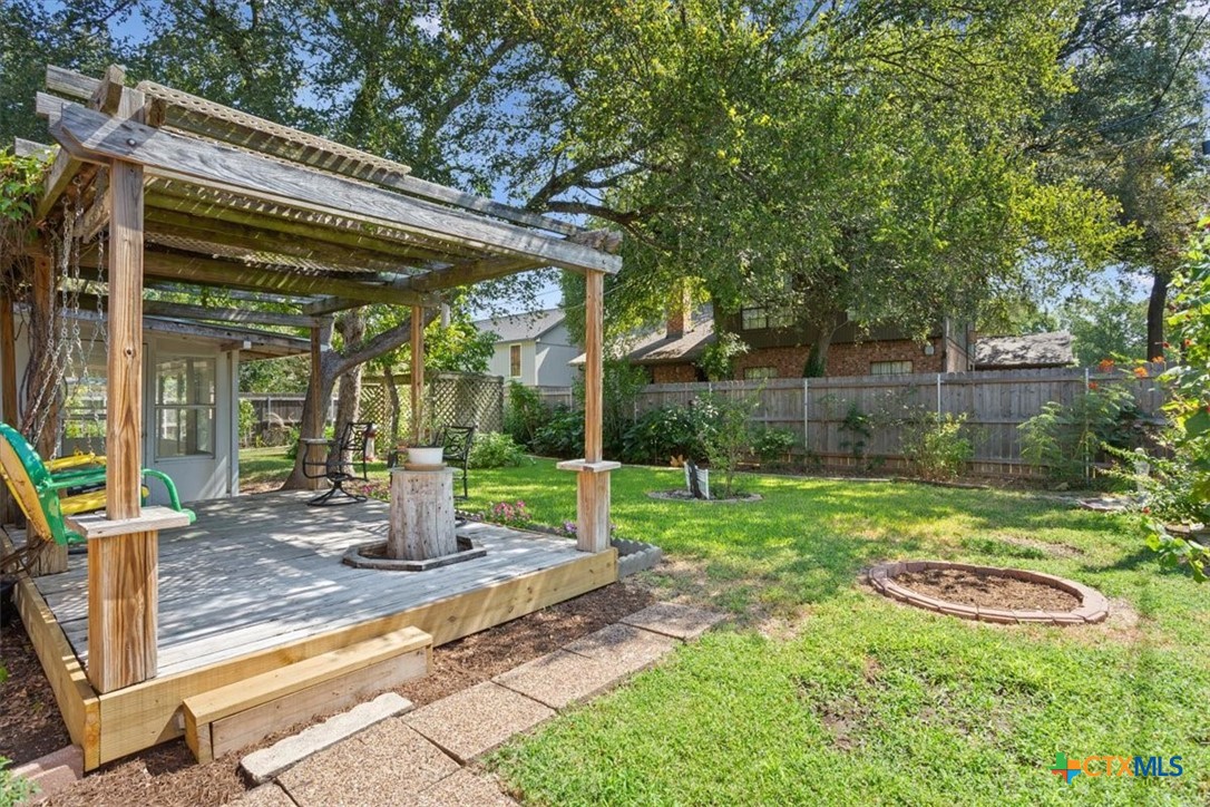 main property photo 35