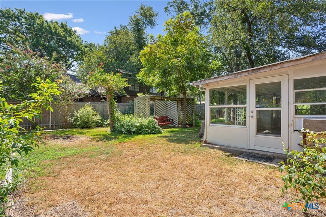 main property photo 38